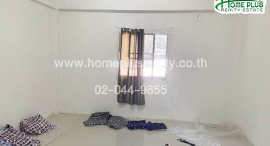 For sale 3 bedrooms retail Space in U Thong, Suphan Buri