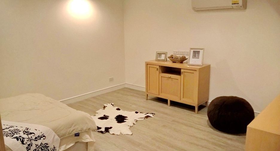Wohnung zur Miete mit 3 Zimmer in Khlong Toei, Bangkok