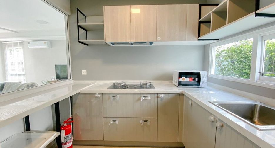 For rent 2 bedrooms house in Bang Na, Bangkok