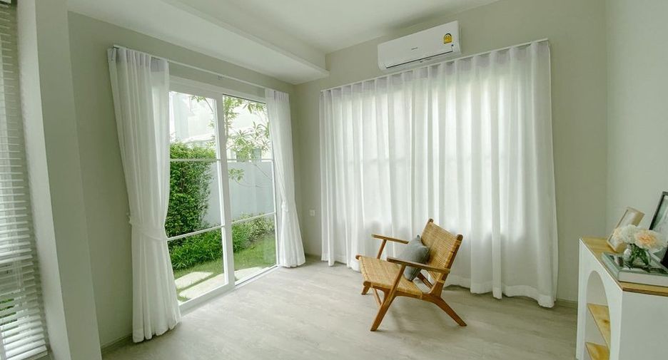 For rent 2 bedrooms house in Bang Na, Bangkok