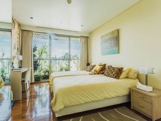 For sale 3 Beds condo in Khlong Toei, Bangkok