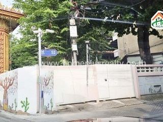 For sale land in Phra Khanong, Bangkok