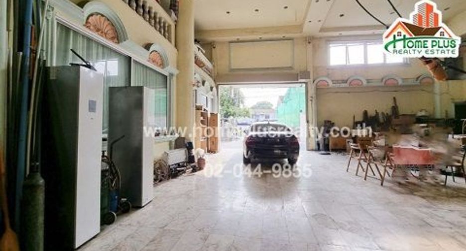For sale land in Phra Khanong, Bangkok