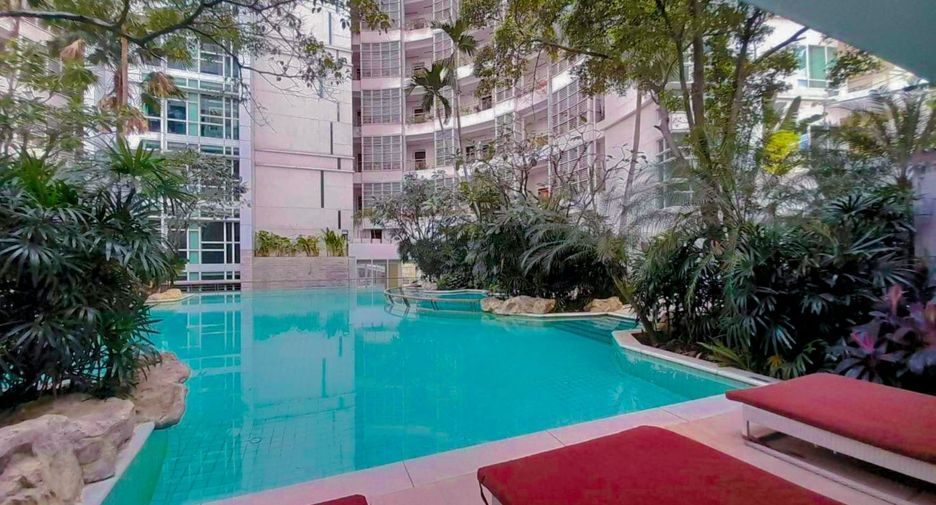 For rent and for sale 4 bedrooms condo in Pathum Wan, Bangkok