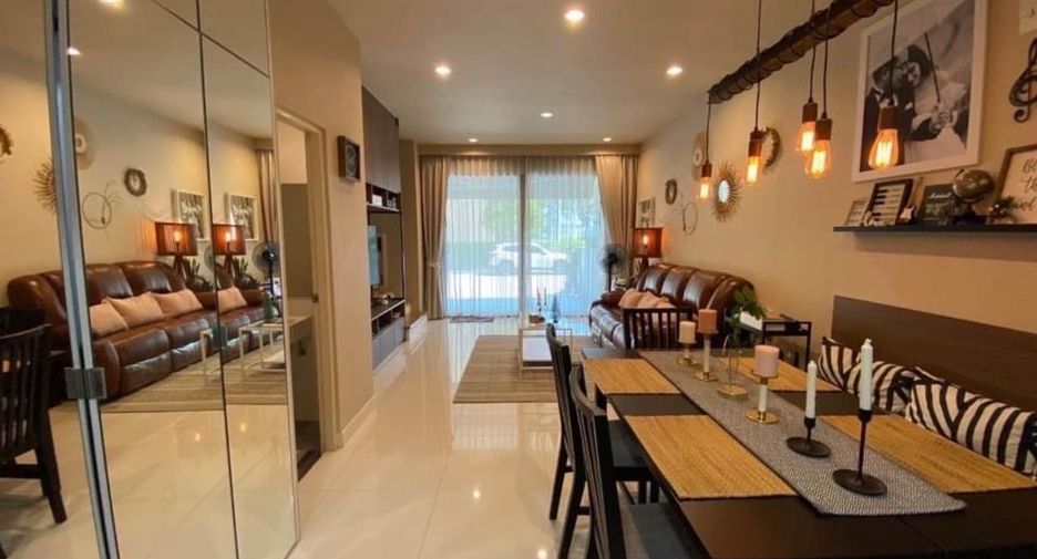For rent 2 bed house in Saphan Sung, Bangkok