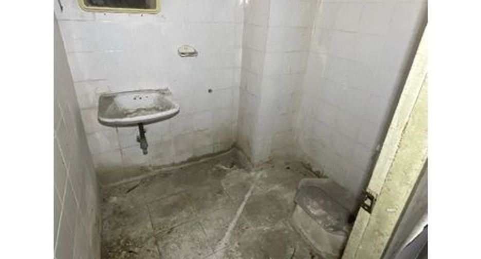 For sale studio apartment in Bang Khae, Bangkok