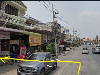 For sale 2 bed retail Space in Wang Muang, Saraburi