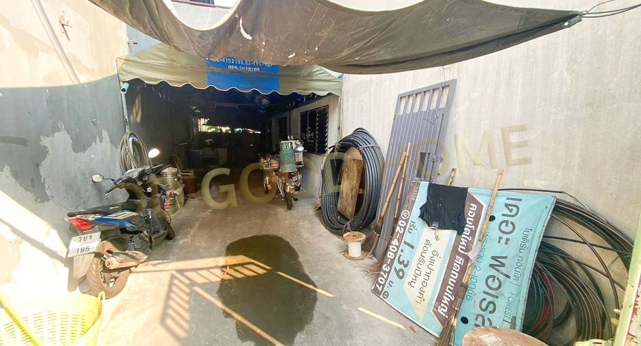 For sale 8 bedrooms retail Space in Chom Thong, Bangkok