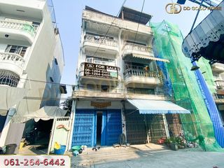 出售 8 卧室 商业空间 在 Chom Thong, 曼谷