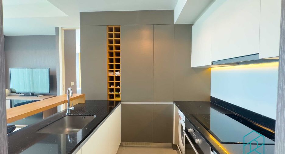 For rent and for sale 1 bed condo in Sathon, Bangkok