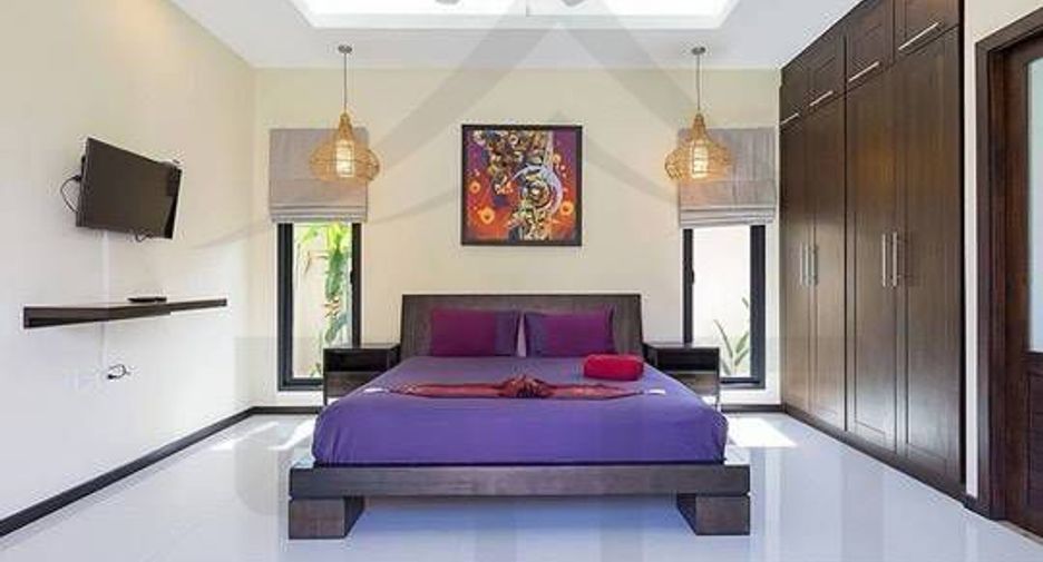 For rent 3 bedrooms villa in Mueang Phuket, Phuket