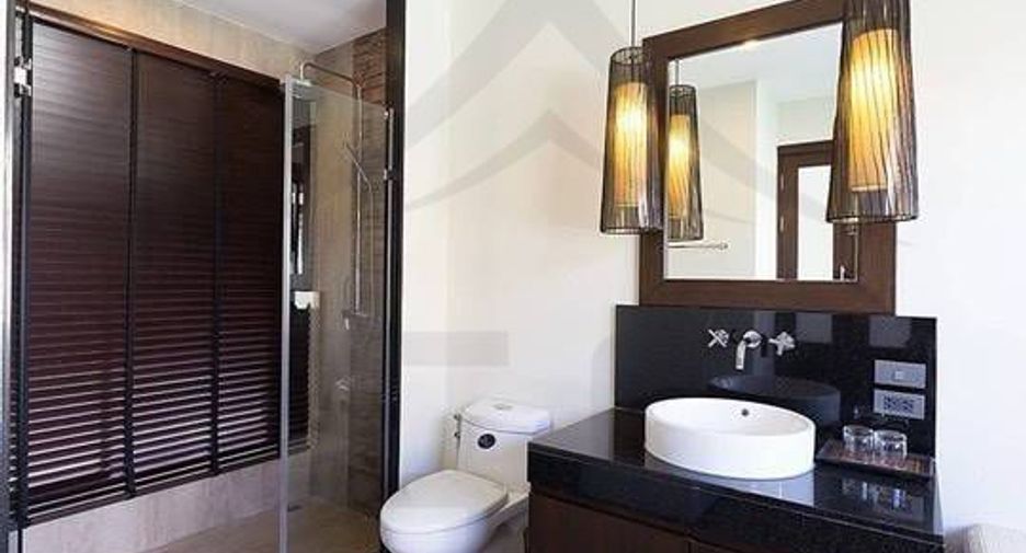 For rent 3 bedrooms villa in Mueang Phuket, Phuket