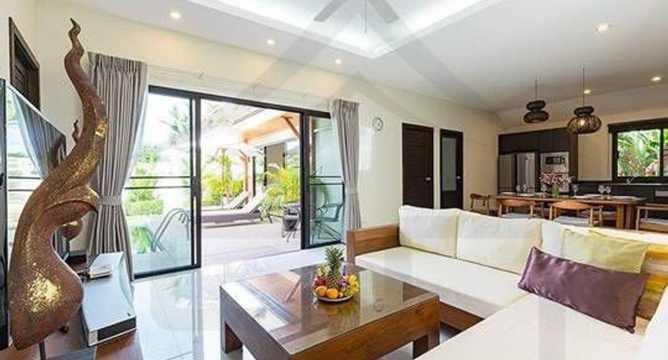For rent 3 bedrooms villa in Mueang Phuket, Phuket