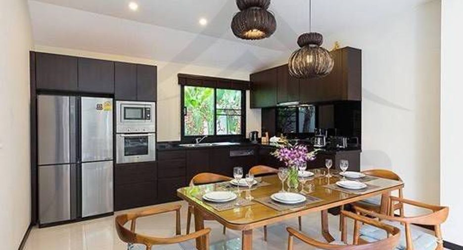 For rent 3 bedrooms villa in Mueang Phuket, Phuket