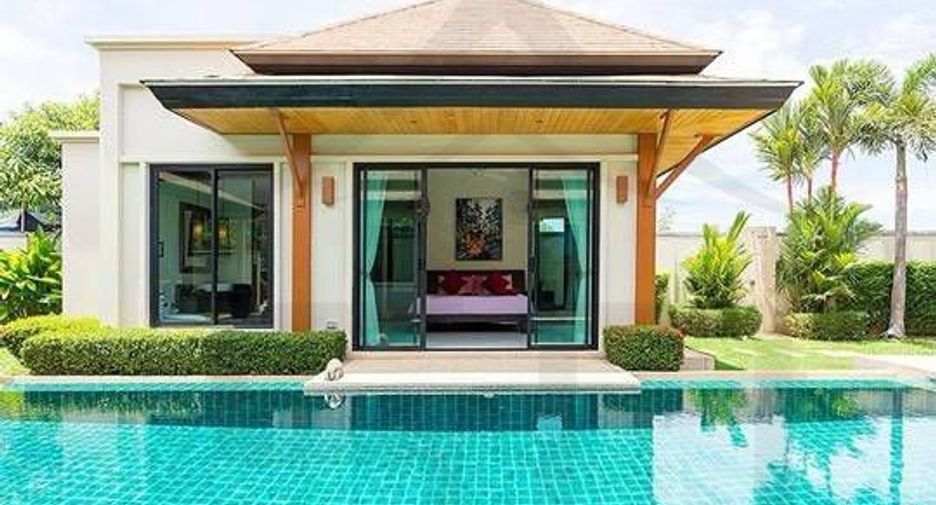 For rent 3 bedrooms villa in Mueang Phuket, Phuket