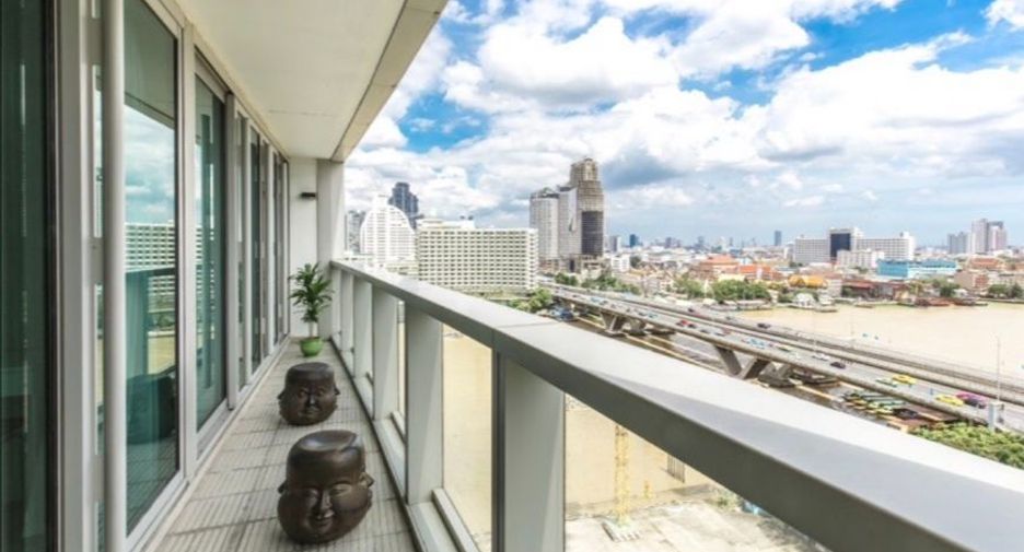 For sale 2 bedrooms condo in Sathon, Bangkok