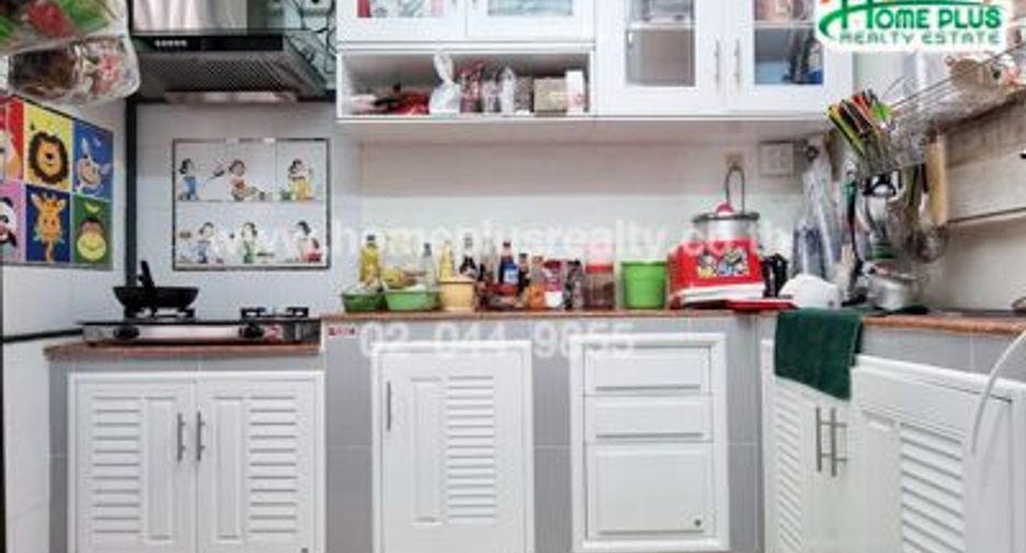 Продажа 3 спальни таунхаус в Нонг Кхаем, Бангкок