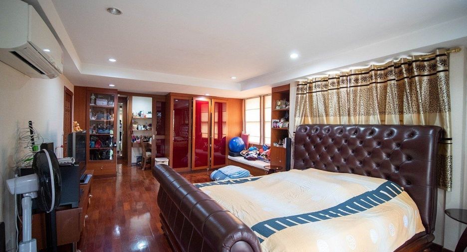 For rent retail Space in Wang Thonglang, Bangkok