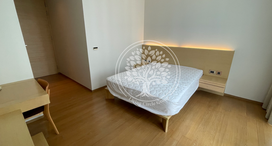 For rent 2 bedrooms condo in Sathon, Bangkok