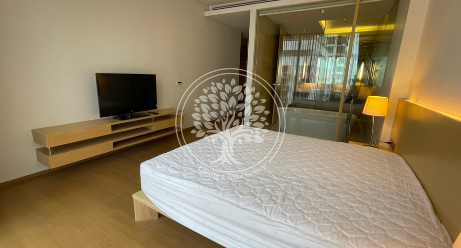 For rent 2 bedrooms condo in Sathon, Bangkok