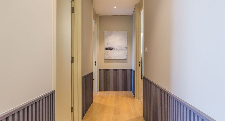 For rent and for sale 2 bedrooms condo in Pathum Wan, Bangkok