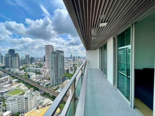 Condo en alquiler de 2 habitaciones en Khlong Toei, Bangkok