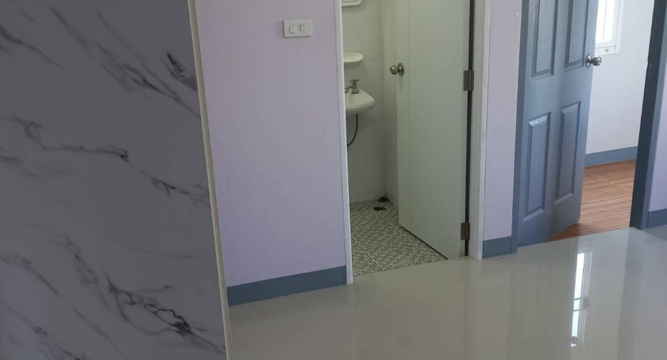 For sale 8 bedrooms apartment in Sai Mai, Bangkok