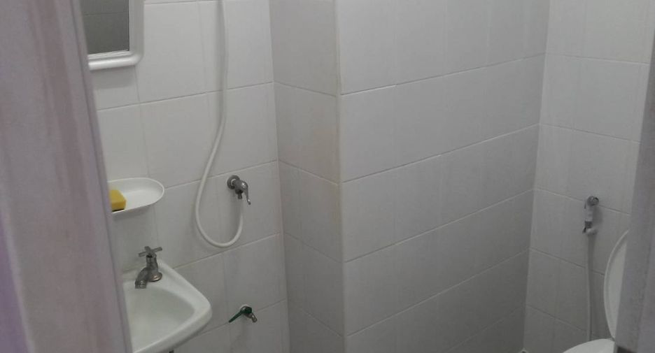 For sale 8 bedrooms apartment in Sai Mai, Bangkok