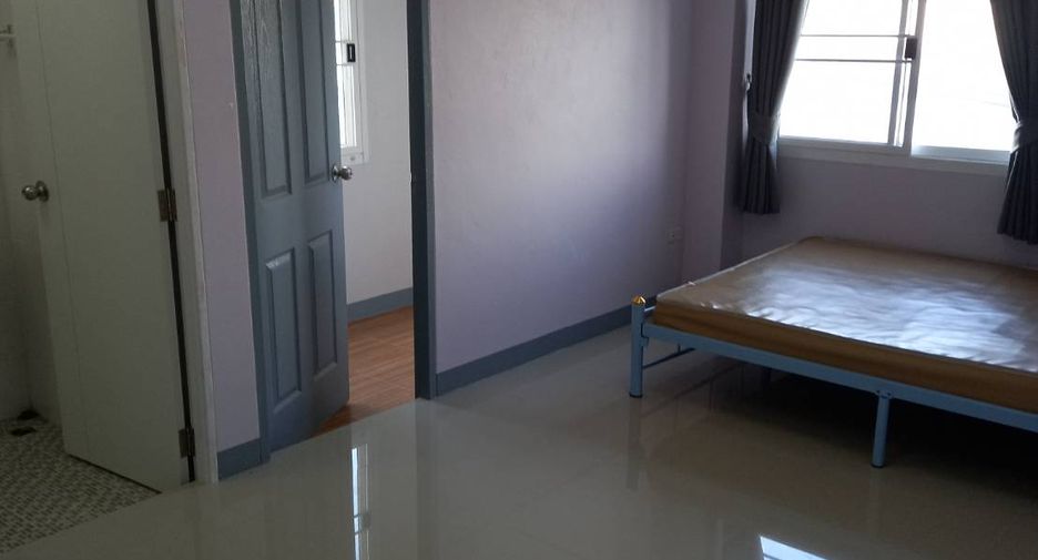For sale 8 bedrooms apartment in Sai Mai, Bangkok
