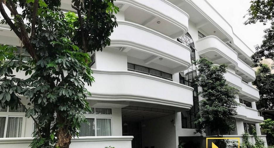 For rent 2 bedrooms apartment in Watthana, Bangkok