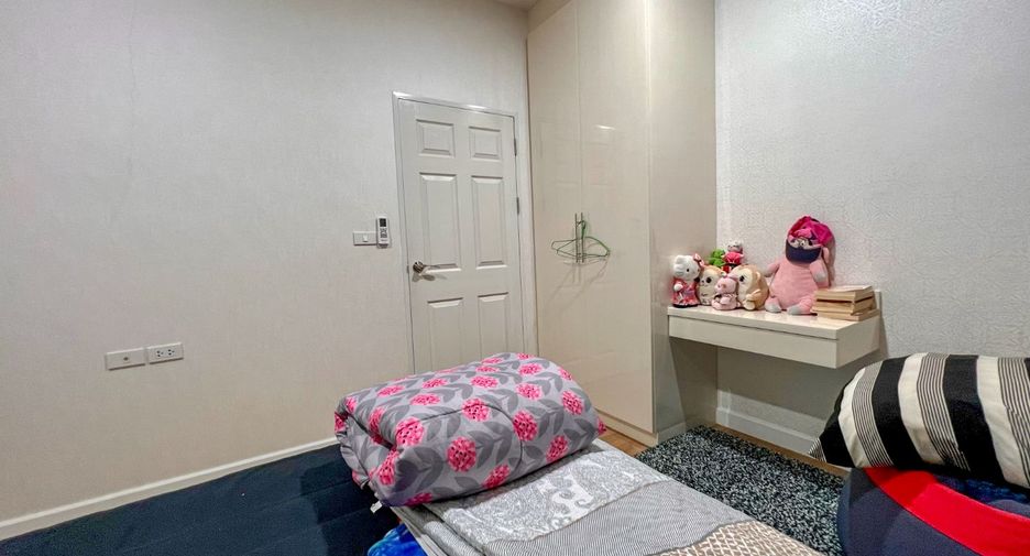 For sale 4 bedrooms house in Khlong Luang, Pathum Thani