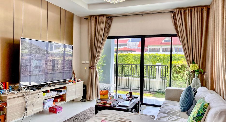 For sale 4 bedrooms house in Khlong Luang, Pathum Thani