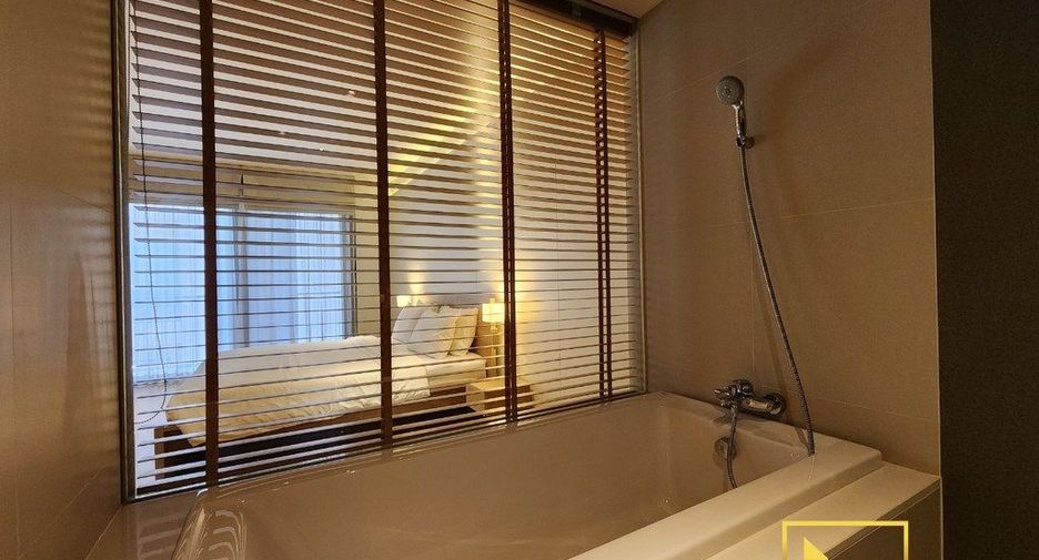 For rent 1 bed serviced apartment in Watthana, Bangkok