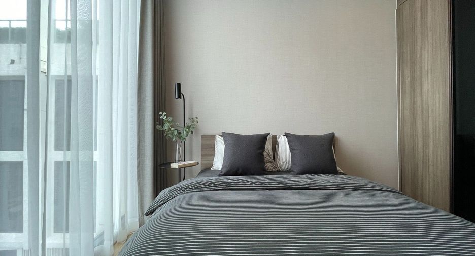 For sale 3 bedrooms condo in Phaya Thai, Bangkok