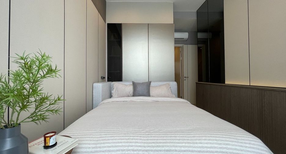 For sale 3 bedrooms condo in Phaya Thai, Bangkok