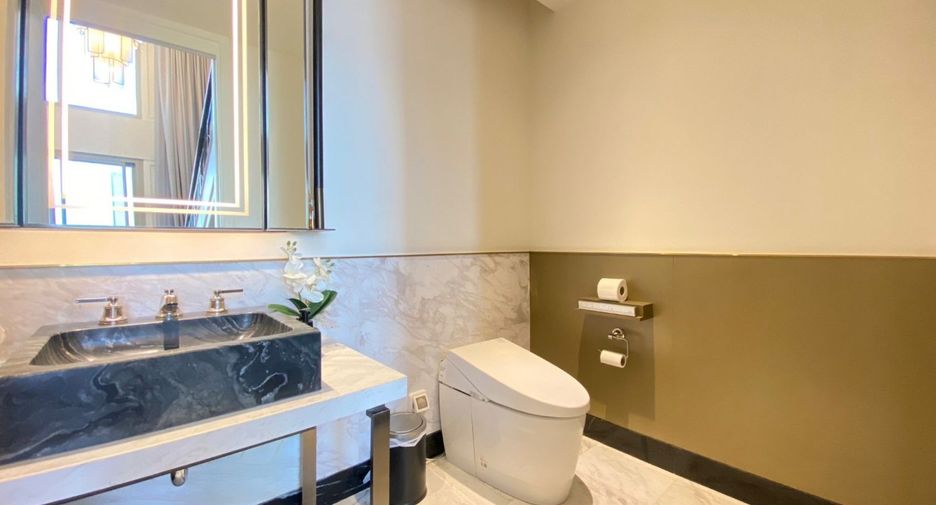 For rent 1 bed serviced apartment in Khlong San, Bangkok