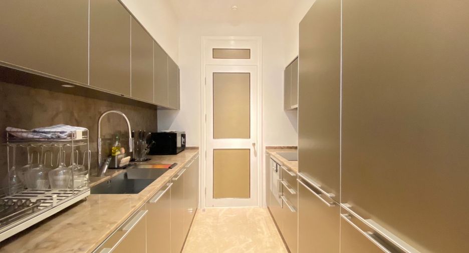 For rent 1 bed serviced apartment in Khlong San, Bangkok