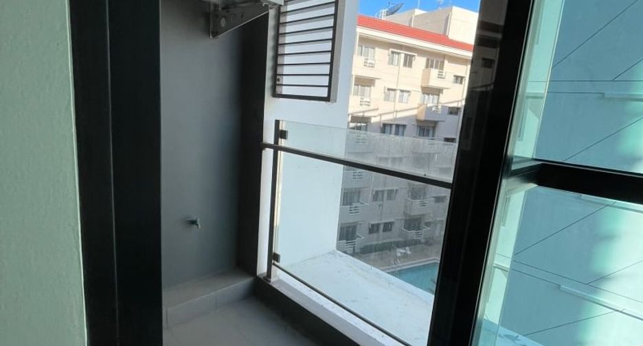 出售 1 卧室 公寓 在 Si Racha, Chon Buri