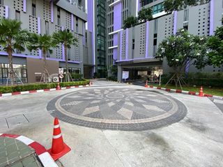 Condo en venta de 1 habitaciones en Si Racha, Chonburi