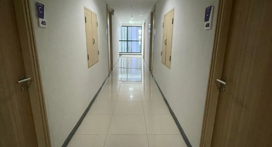 出售 1 卧室 公寓 在 Si Racha, Chon Buri