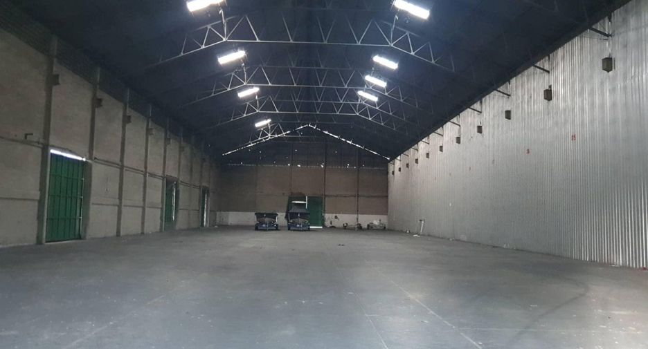 For rent 1 Beds warehouse in Mueang Pathum Thani, Pathum Thani