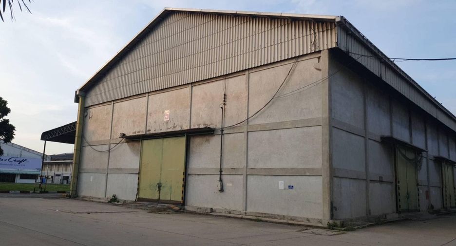 For rent 1 bed warehouse in Mueang Pathum Thani, Pathum Thani