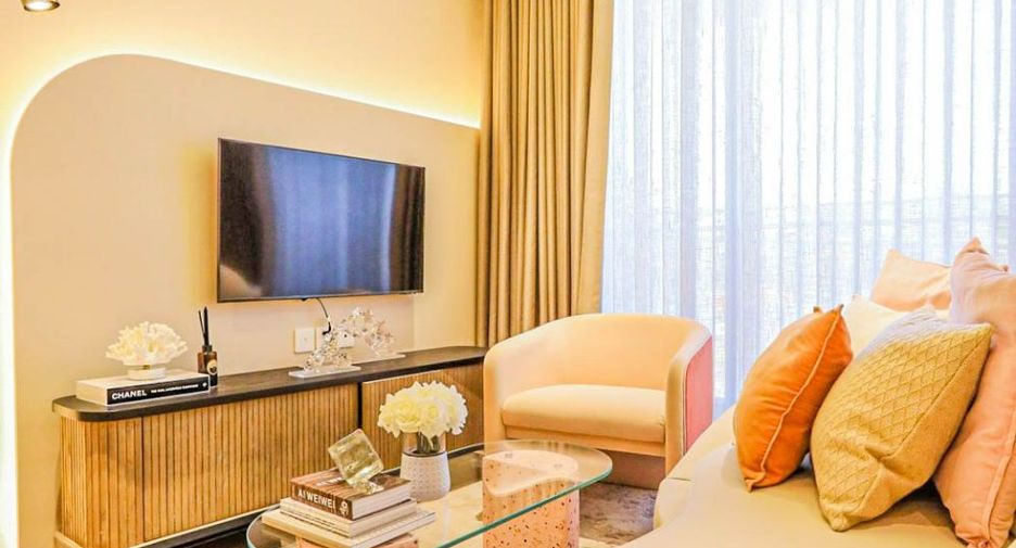 For sale 1 bed condo 