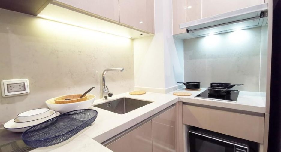 For rent 1 Beds condo in Khlong Toei, Bangkok