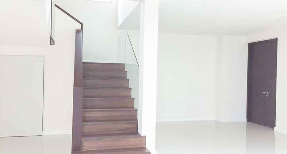 出售 4 卧室 独立屋 在 Hang Dong, Chiang Mai