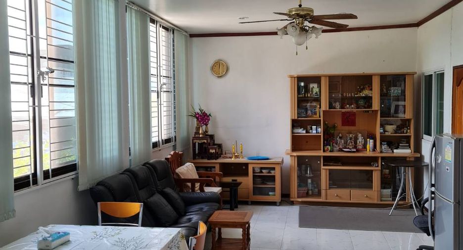 Casa en venta de 4 habitaciones en Mueang Rayong, Rayong