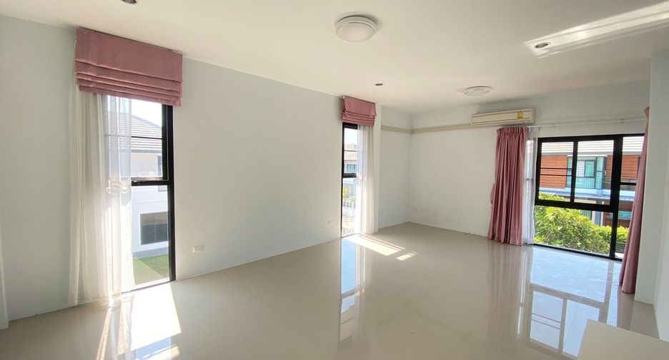 For sale 3 bed house in Ban Chang, Rayong