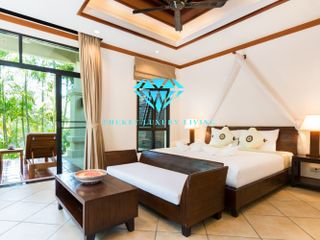 For sale 1 Beds villa in Mueang Phuket, Phuket