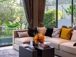 For sale 3 Beds house in Huai Khwang, Bangkok