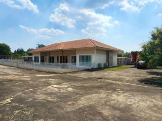 For sale 6 Beds house in Chom Bueng, Ratchaburi